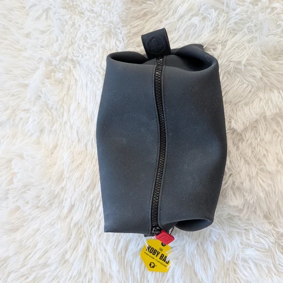 NEW The Koby Bag Toolitries Black Rubber Dopp Kit - Picture 4 of 5